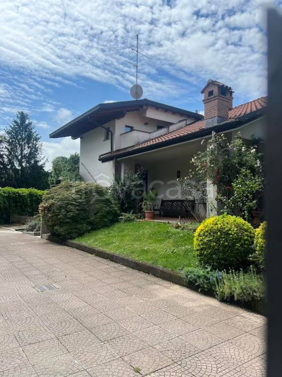 appartamento in vendita ad Arcore