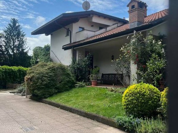 appartamento in vendita ad Arcore