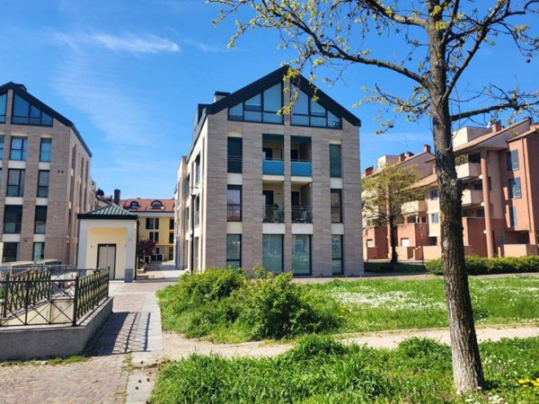 appartamento in vendita ad Arcore
