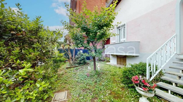 casa indipendente in vendita ad Arcore