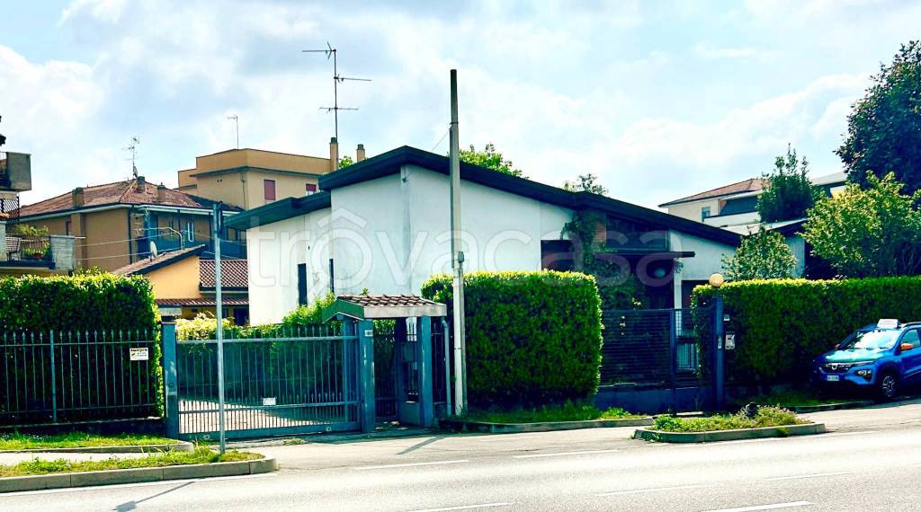 casa indipendente in vendita ad Arcore