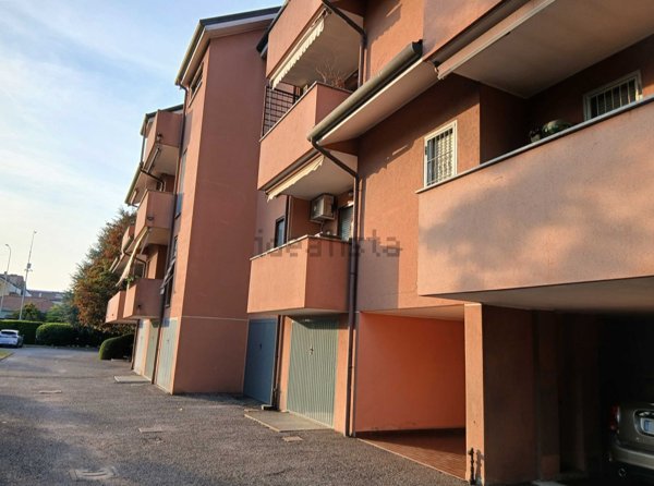 casa indipendente in vendita ad Arcore