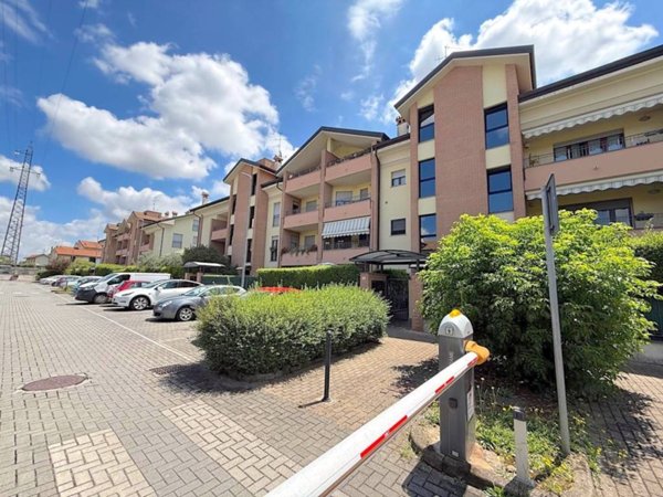 appartamento in vendita ad Arcore