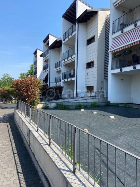 appartamento in vendita ad Arcore
