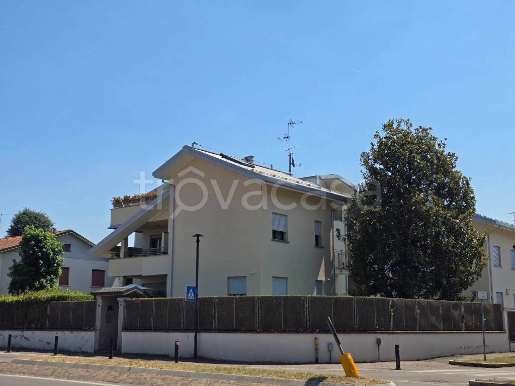 appartamento in vendita ad Arcore