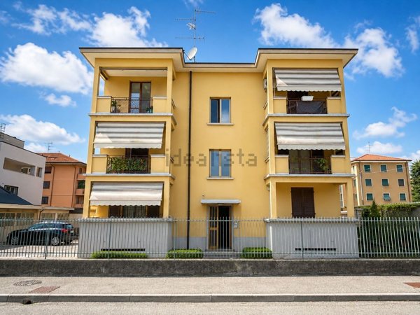 appartamento in vendita ad Arcore