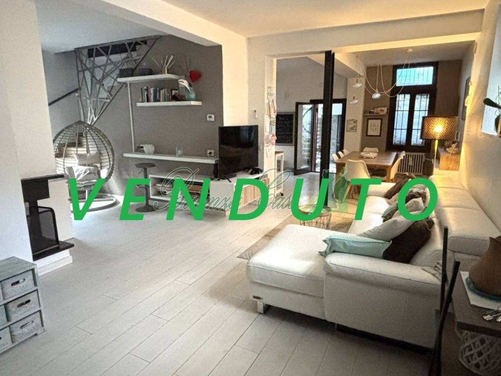 appartamento in vendita ad Arcore