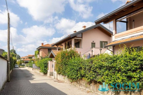 appartamento in vendita ad Arcore