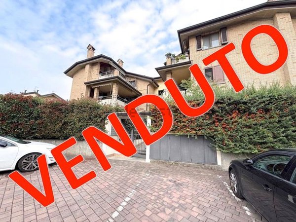 appartamento in vendita ad Arcore