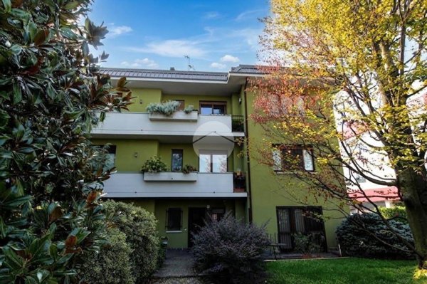 appartamento in vendita ad Arcore