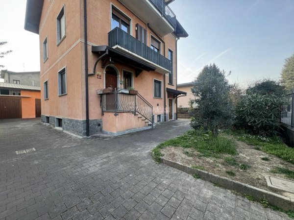 appartamento in vendita a Barlassina