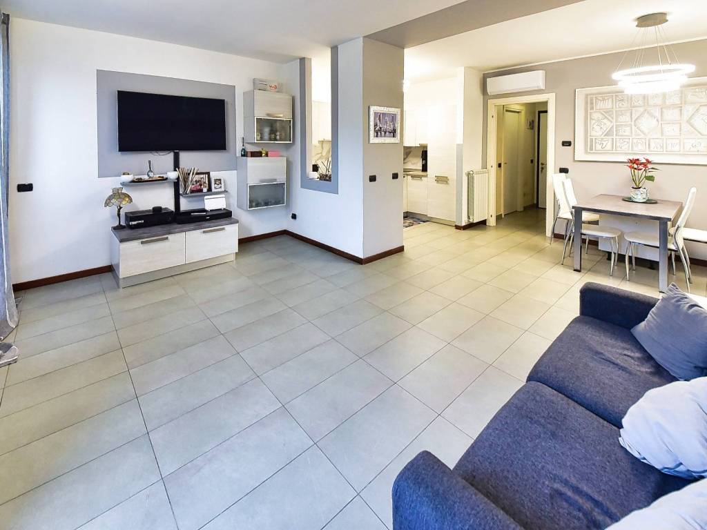 appartamento in vendita a Barlassina