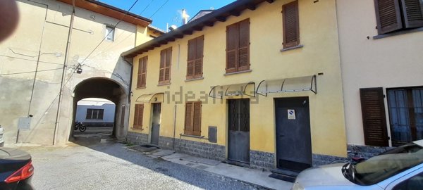 casa indipendente in vendita a Barlassina