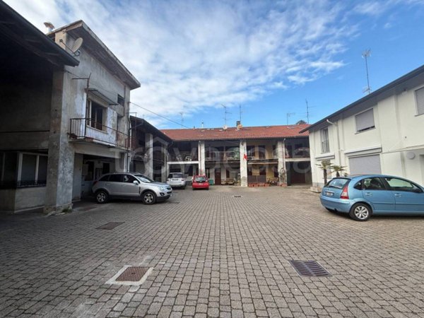 appartamento in vendita a Barlassina