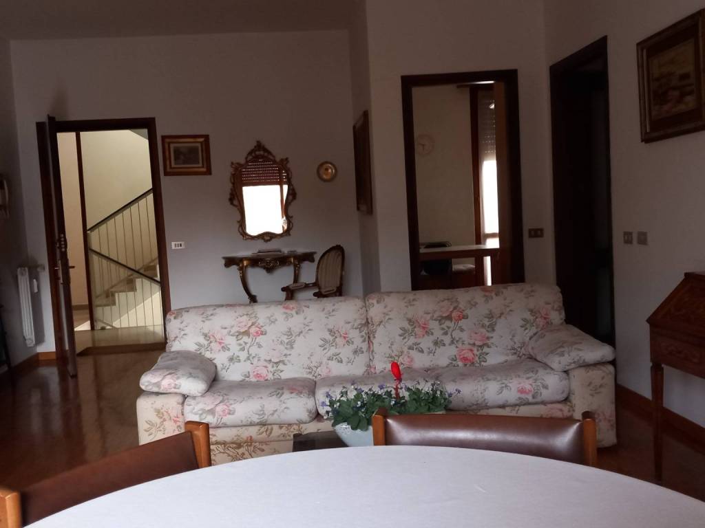 appartamento in vendita a Barlassina