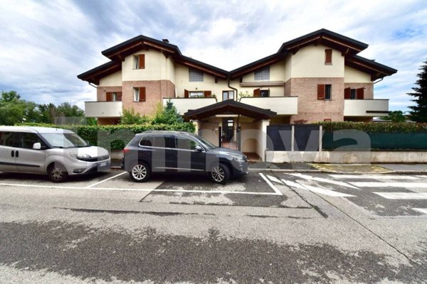 appartamento in vendita a Barlassina