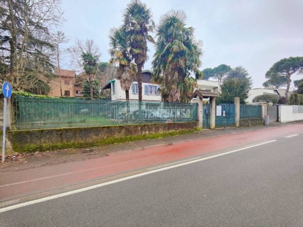 casa indipendente in vendita a Barlassina