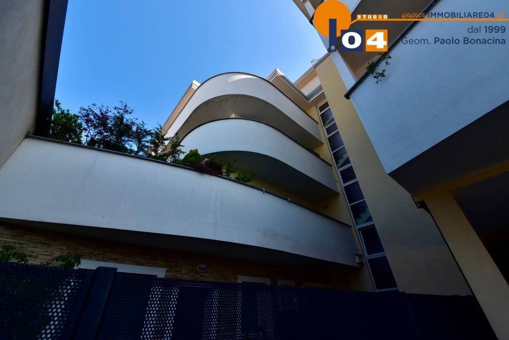 appartamento in vendita a Barlassina