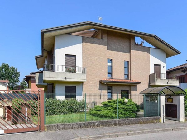 appartamento in vendita a Barlassina