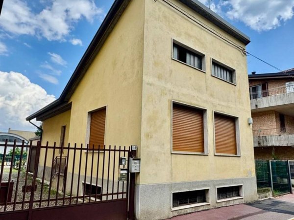 casa indipendente in vendita a Barlassina
