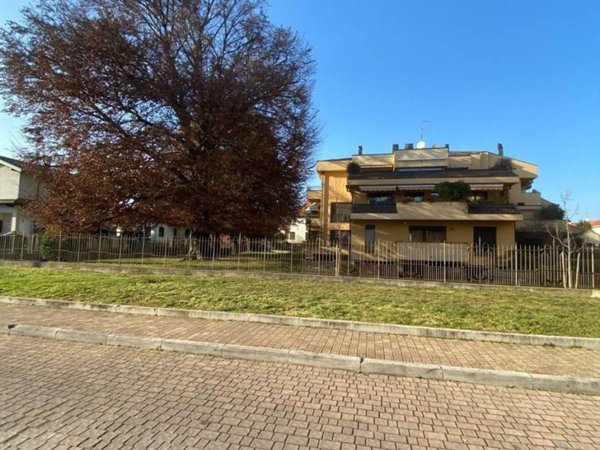 appartamento in vendita a Barlassina