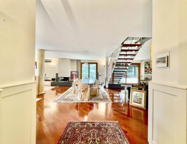 appartamento in vendita a Barlassina