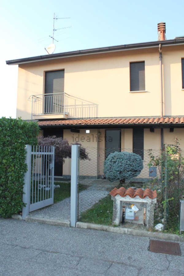 casa indipendente in vendita a Barlassina