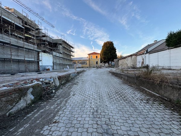terreno edificabile in vendita a Barlassina
