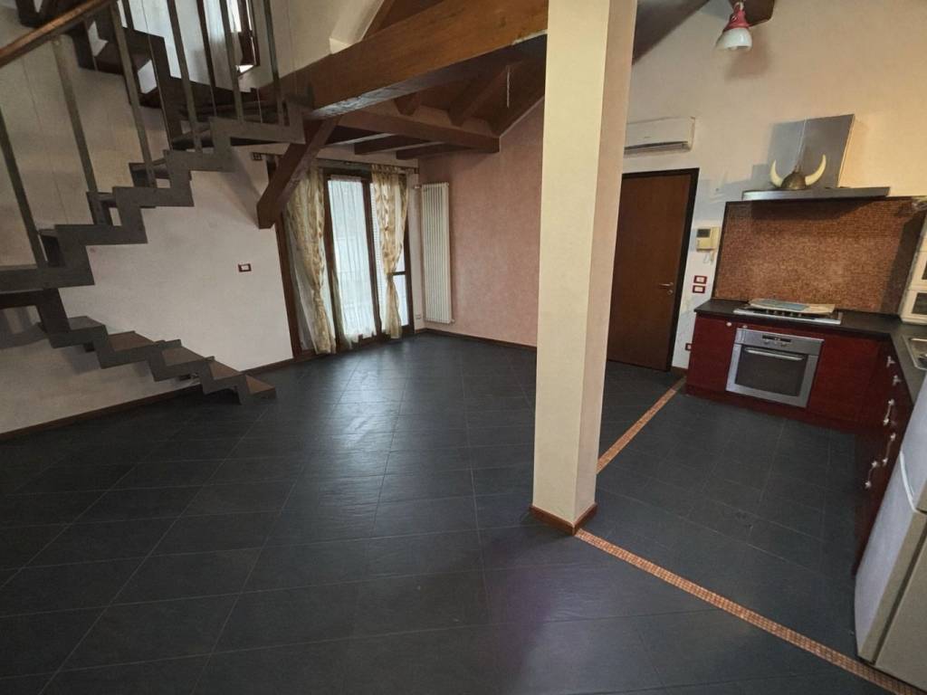 appartamento in vendita a Barlassina