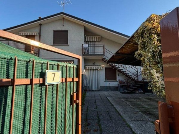 casa indipendente in vendita a Barlassina