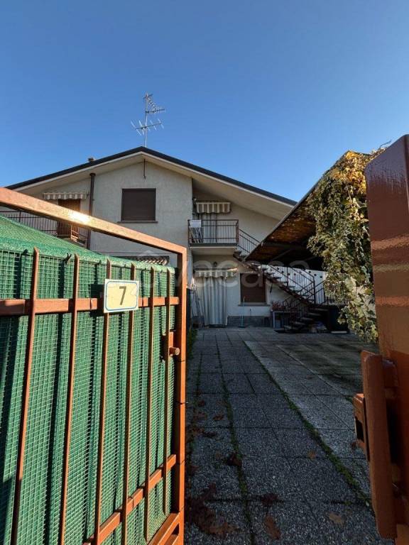 casa indipendente in vendita a Barlassina