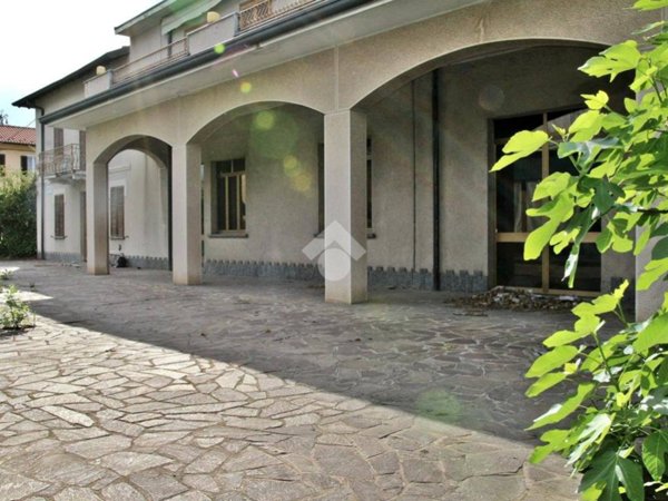 casa indipendente in vendita a Barlassina