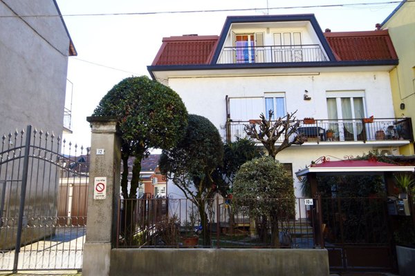 appartamento in vendita a Barlassina