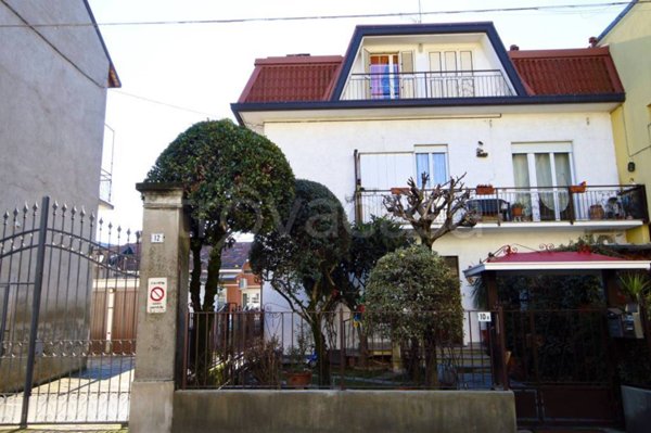 appartamento in vendita a Barlassina