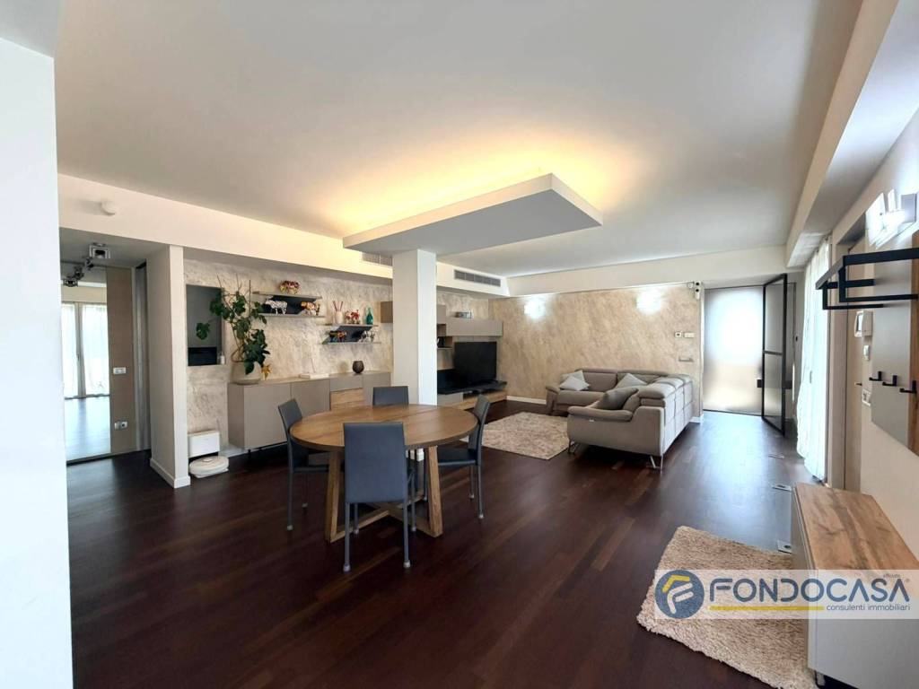 appartamento in vendita a Barlassina