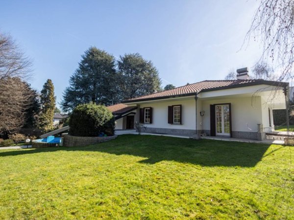 casa indipendente in vendita a Barlassina