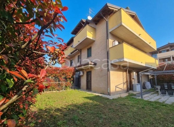 appartamento in vendita a Barlassina