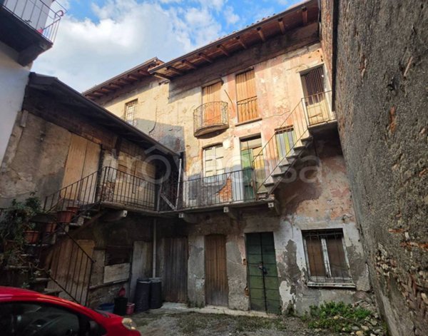 casa indipendente in vendita a Barlassina