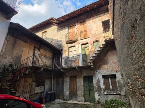 casa indipendente in vendita a Barlassina