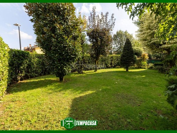 casa indipendente in vendita a Bellusco