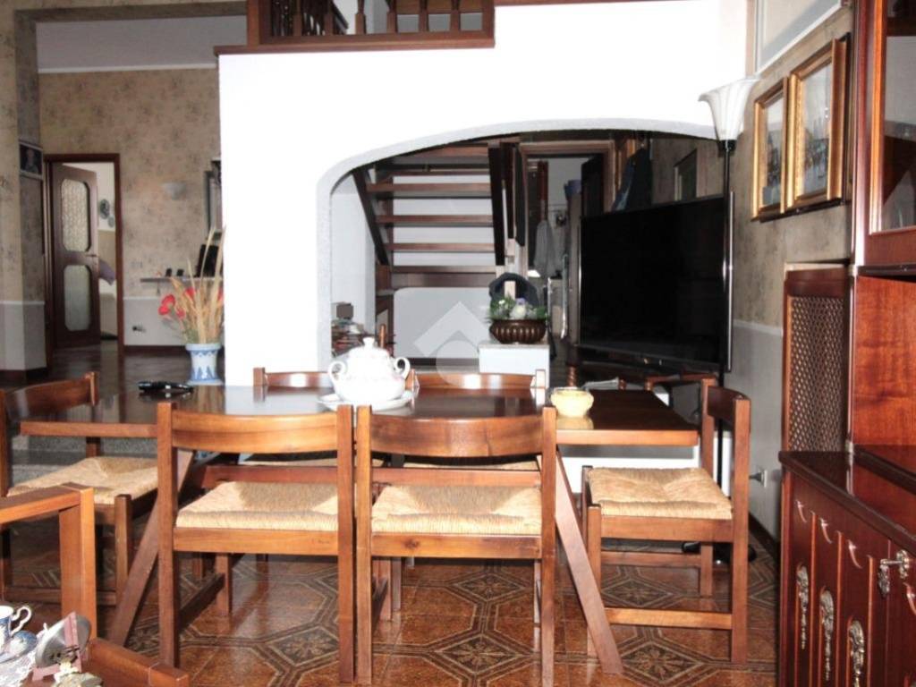 casa indipendente in vendita a Bellusco
