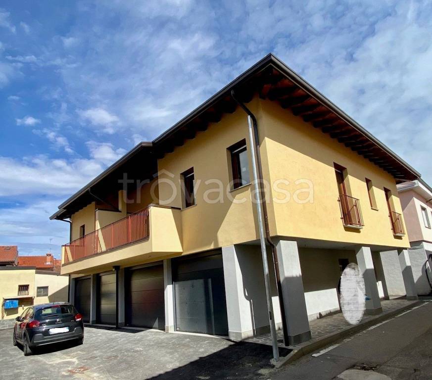 appartamento in vendita a Bellusco in zona San Nazzaro