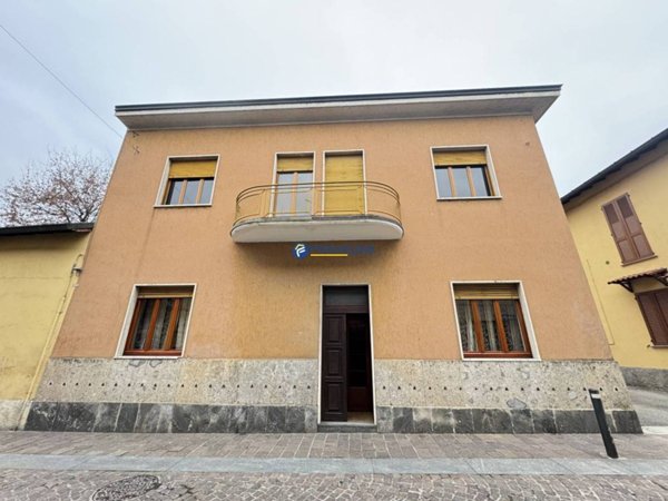 casa indipendente in vendita a Bellusco