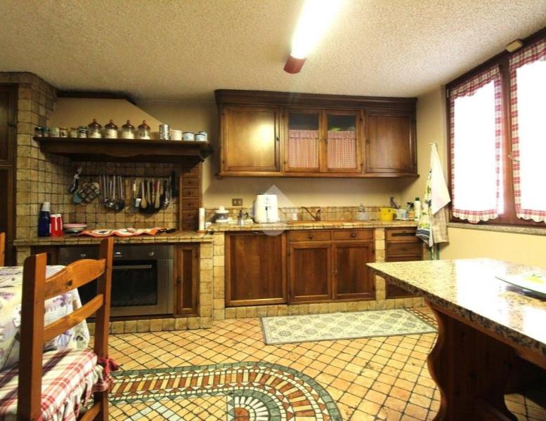 casa indipendente in vendita a Bellusco