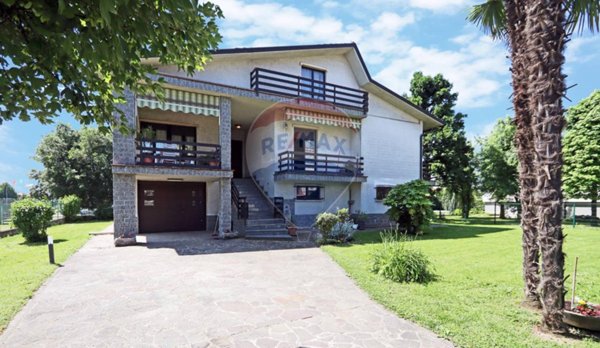 casa indipendente in vendita a Bellusco