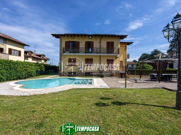 casa indipendente in vendita a Bellusco