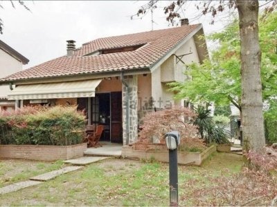casa indipendente in vendita a Bellusco