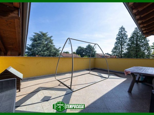 casa indipendente in vendita a Bellusco