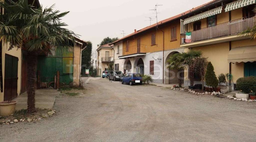 appartamento in vendita a Bellusco in zona San Nazzaro
