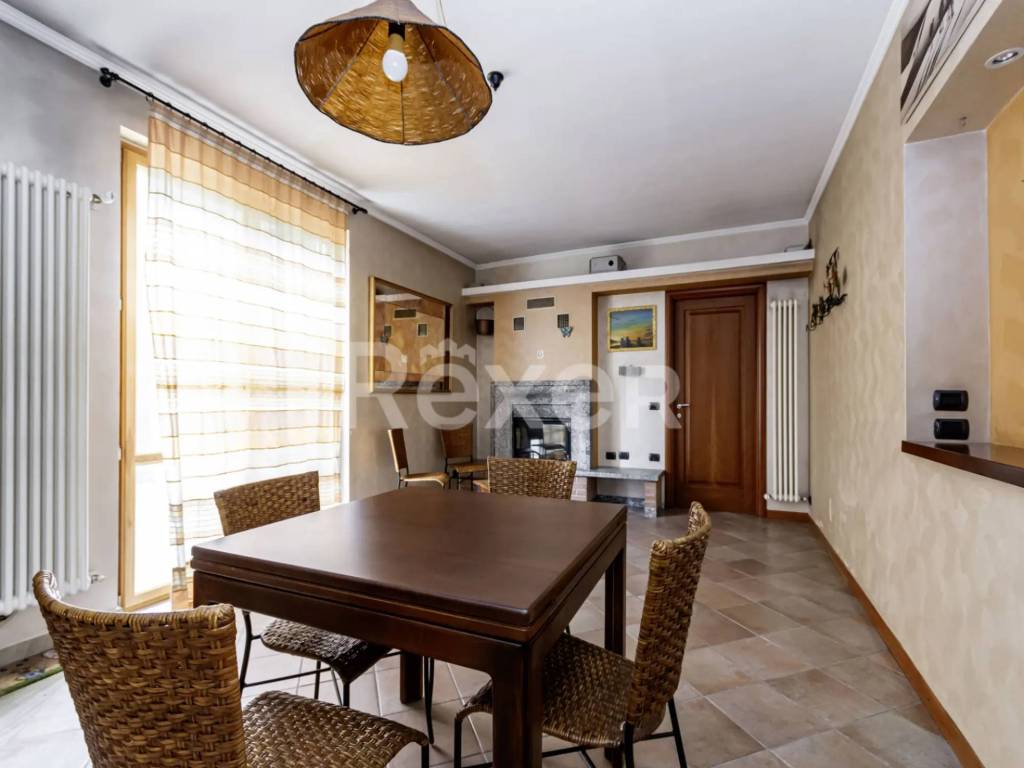 casa indipendente in vendita a Bellusco